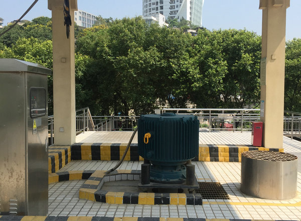 Aerator, sewage water used permanent magnet direct-drive motor