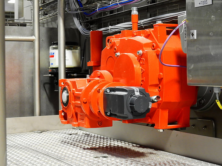High-efficiency permanent magnet synchronous motors for practical applications.